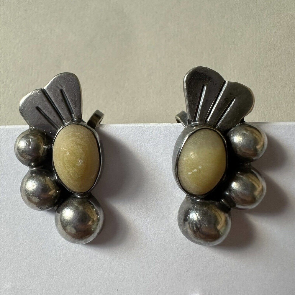 Vintage 925 Sterling Silver Earrings Drop With Stone